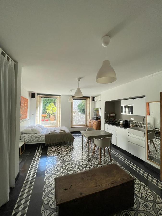Le Bonheur De La Campagne A La Ville - Grand Studio En Plein Coeur De La Ville Nimes Ngoại thất bức ảnh
